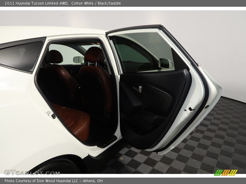 Cotton White / Black/Saddle 2011 Hyundai Tucson Limited AWD