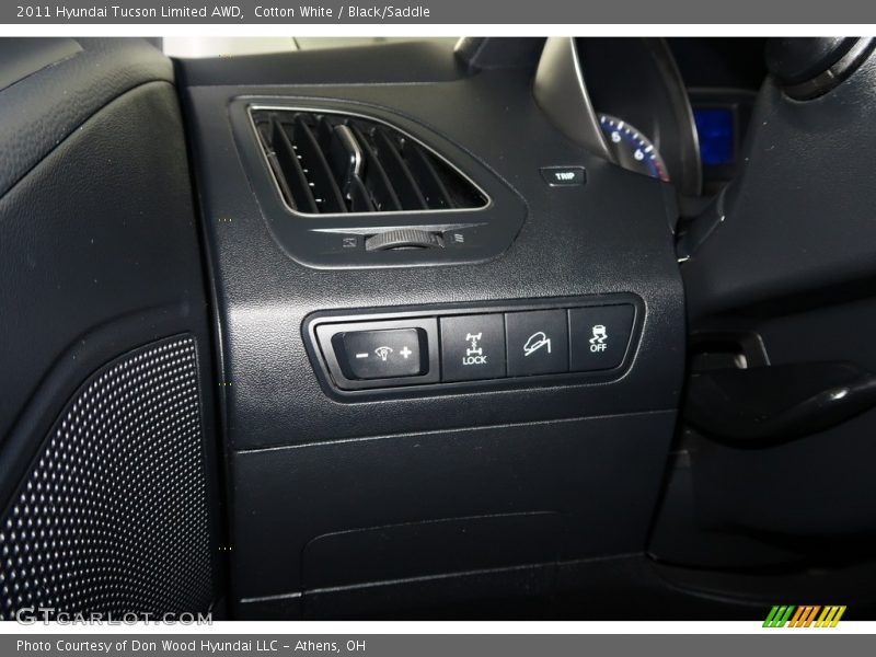 Cotton White / Black/Saddle 2011 Hyundai Tucson Limited AWD