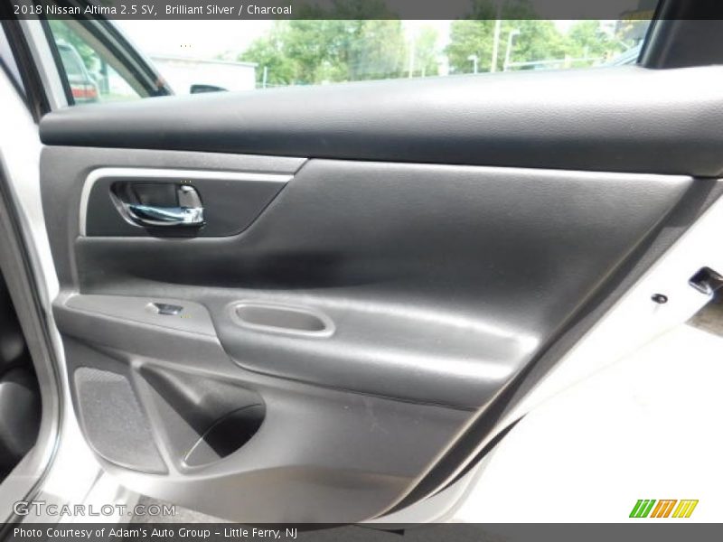 Brilliant Silver / Charcoal 2018 Nissan Altima 2.5 SV