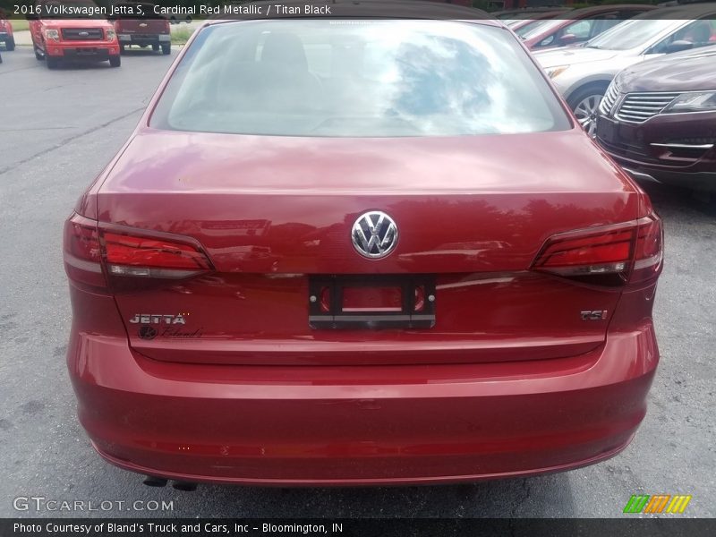 Cardinal Red Metallic / Titan Black 2016 Volkswagen Jetta S