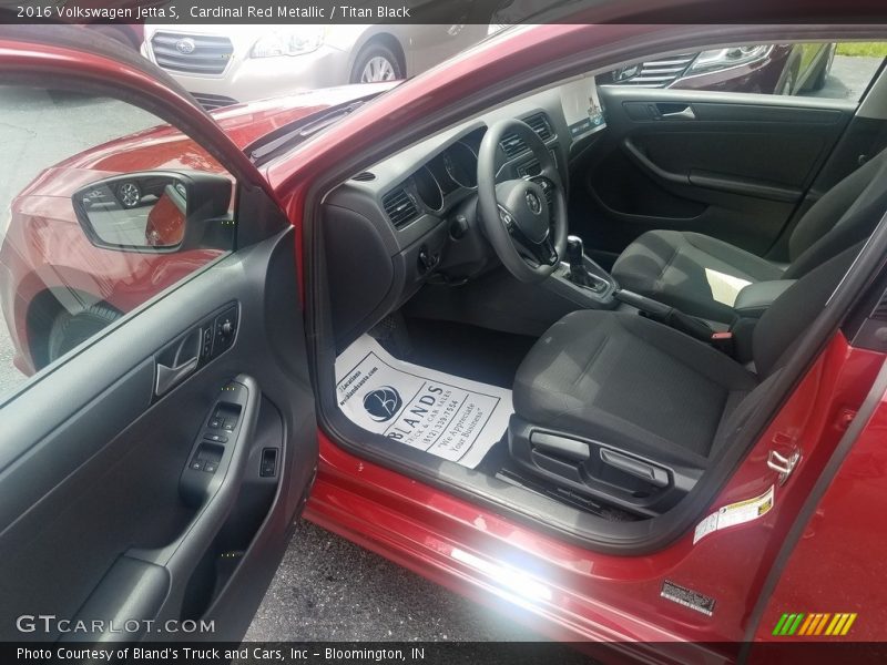 Cardinal Red Metallic / Titan Black 2016 Volkswagen Jetta S
