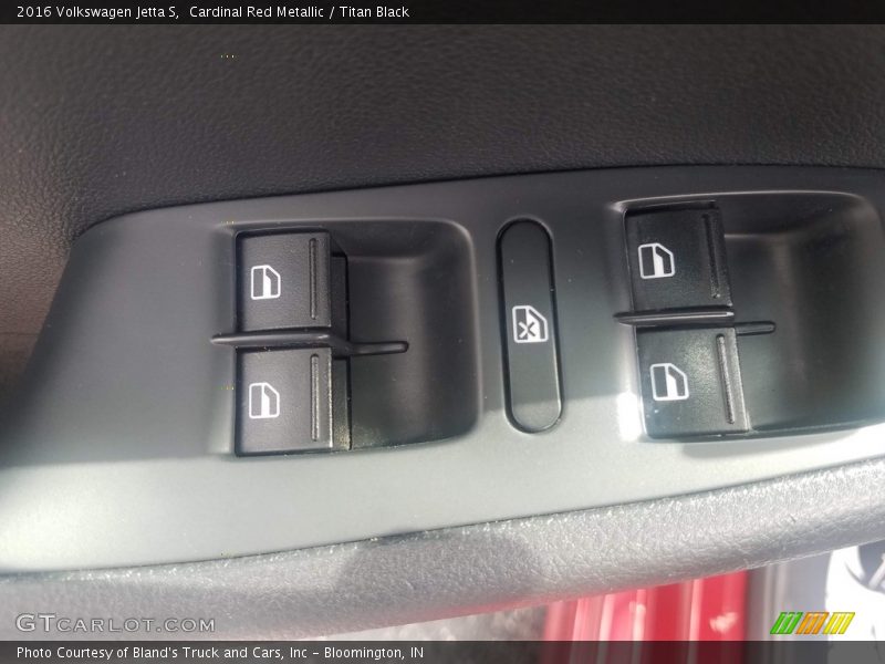 Cardinal Red Metallic / Titan Black 2016 Volkswagen Jetta S
