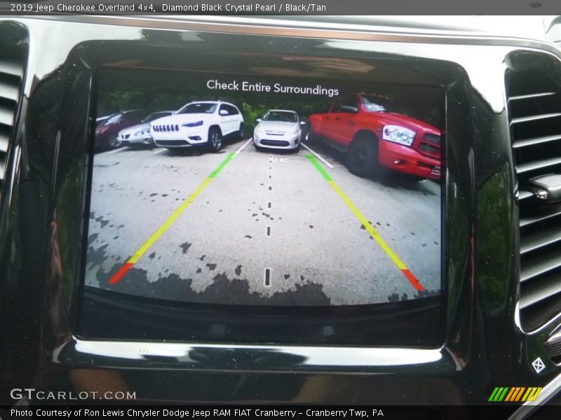 Diamond Black Crystal Pearl / Black/Tan 2019 Jeep Cherokee Overland 4x4