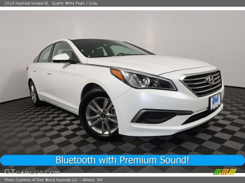 Quartz White Pearl / Gray 2016 Hyundai Sonata SE