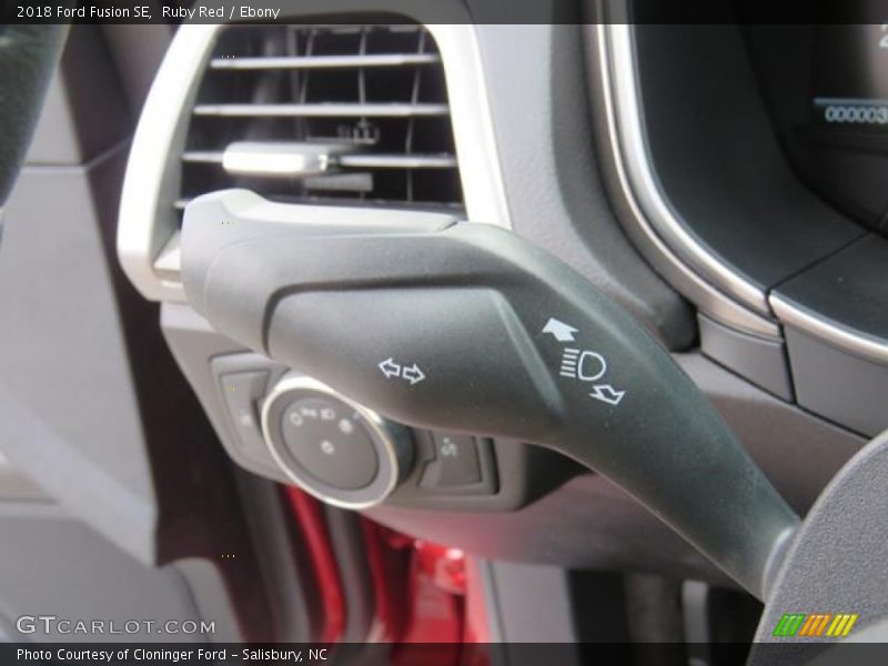 Ruby Red / Ebony 2018 Ford Fusion SE
