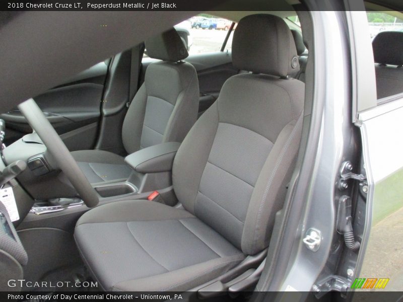 Pepperdust Metallic / Jet Black 2018 Chevrolet Cruze LT