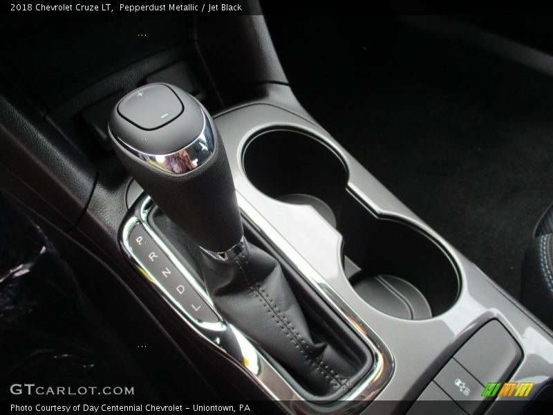 Pepperdust Metallic / Jet Black 2018 Chevrolet Cruze LT