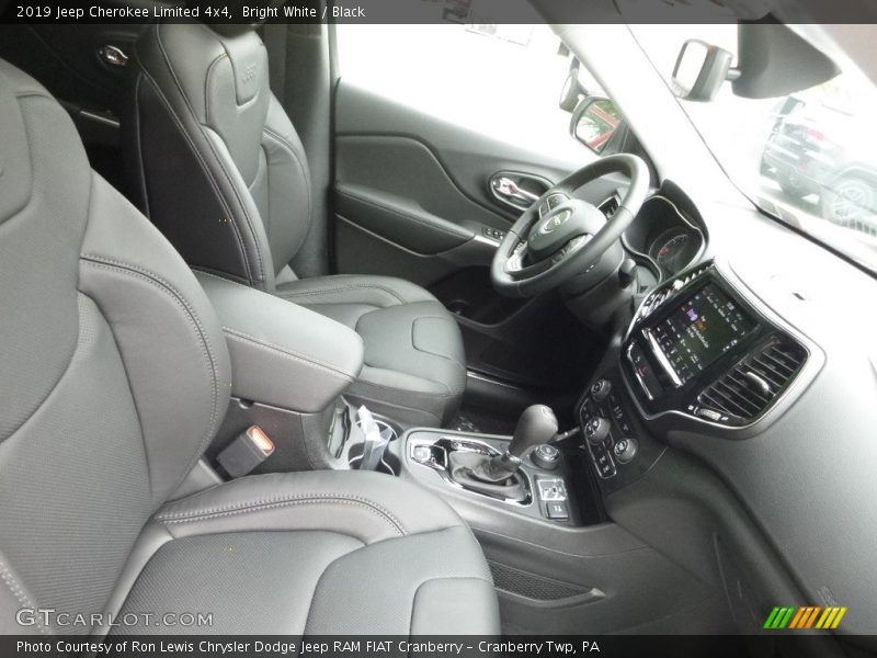 Bright White / Black 2019 Jeep Cherokee Limited 4x4
