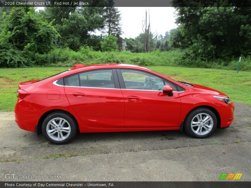 Red Hot / Jet Black 2018 Chevrolet Cruze LT