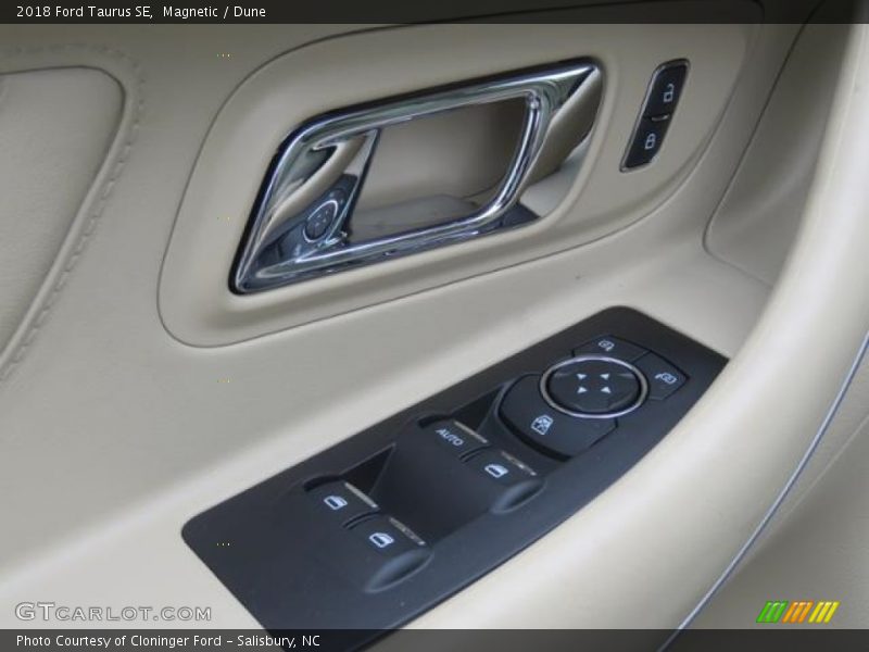 Magnetic / Dune 2018 Ford Taurus SE