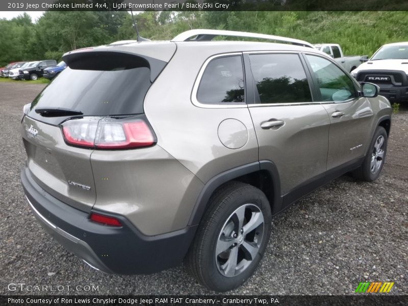 Light Brownstone Pearl / Black/Ski Grey 2019 Jeep Cherokee Limited 4x4