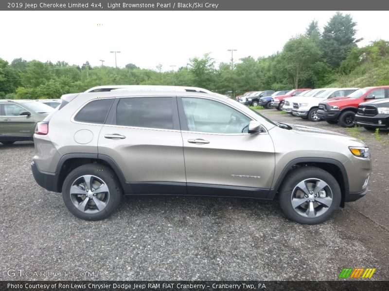 Light Brownstone Pearl / Black/Ski Grey 2019 Jeep Cherokee Limited 4x4