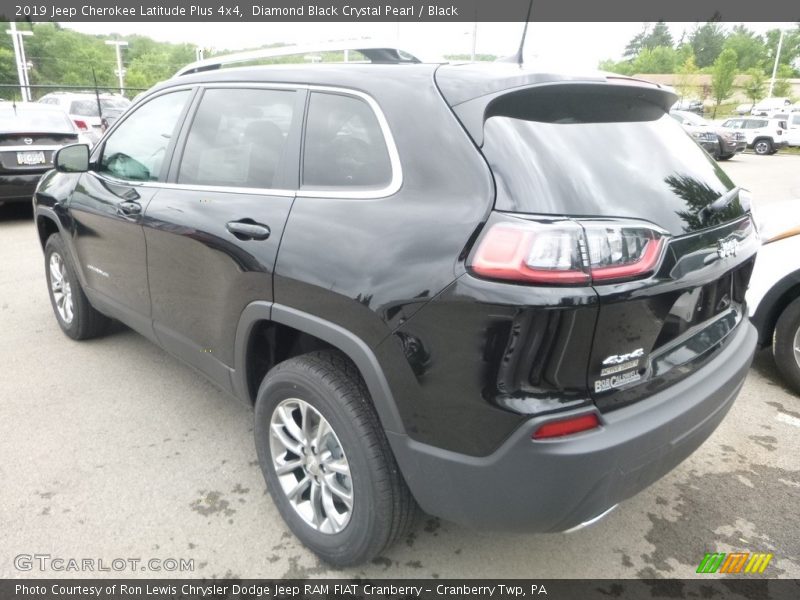 Diamond Black Crystal Pearl / Black 2019 Jeep Cherokee Latitude Plus 4x4