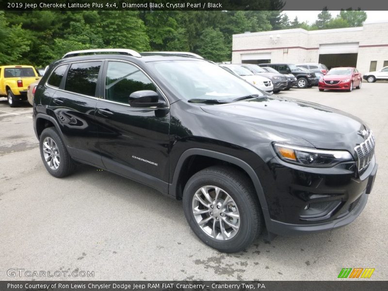 Diamond Black Crystal Pearl / Black 2019 Jeep Cherokee Latitude Plus 4x4