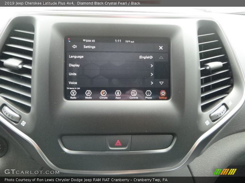 Diamond Black Crystal Pearl / Black 2019 Jeep Cherokee Latitude Plus 4x4