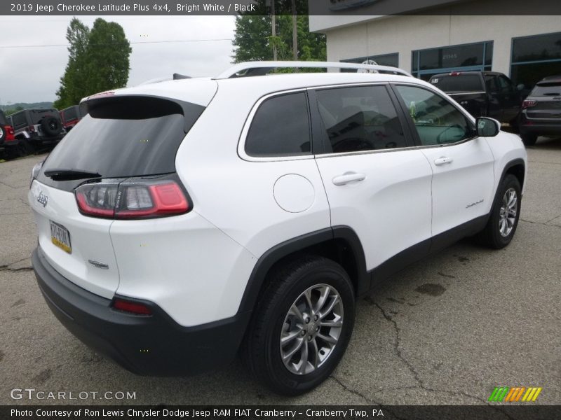 Bright White / Black 2019 Jeep Cherokee Latitude Plus 4x4