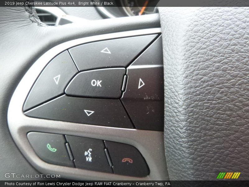 Bright White / Black 2019 Jeep Cherokee Latitude Plus 4x4