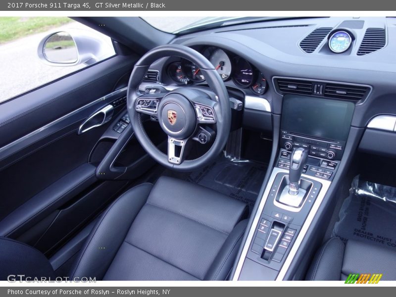 GT Silver Metallic / Black 2017 Porsche 911 Targa 4S