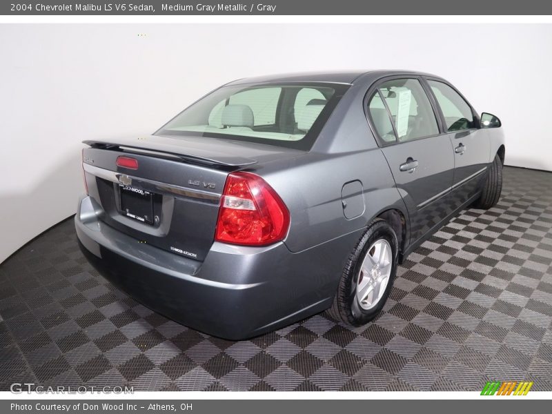 Medium Gray Metallic / Gray 2004 Chevrolet Malibu LS V6 Sedan