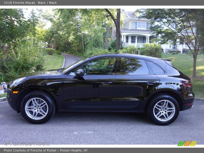 Black / Black 2018 Porsche Macan