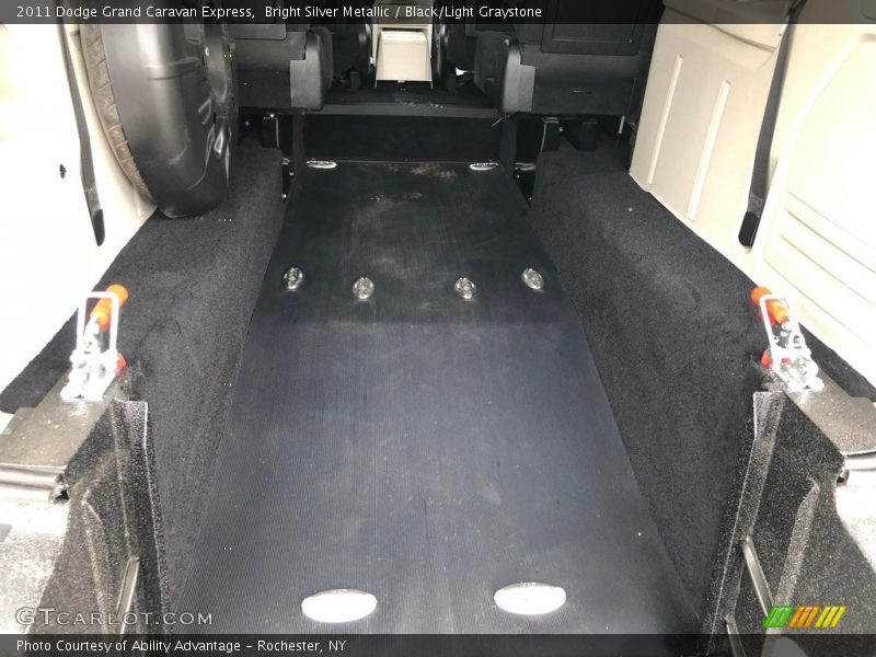 Bright Silver Metallic / Black/Light Graystone 2011 Dodge Grand Caravan Express