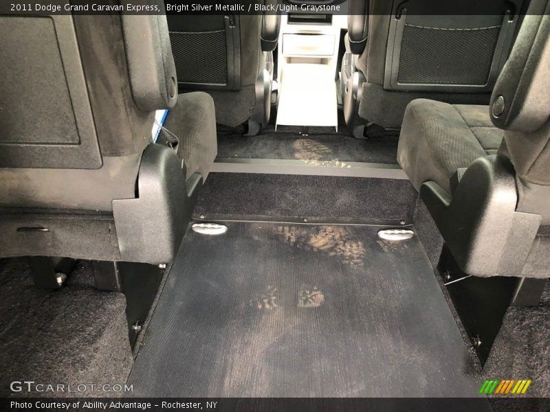 Bright Silver Metallic / Black/Light Graystone 2011 Dodge Grand Caravan Express