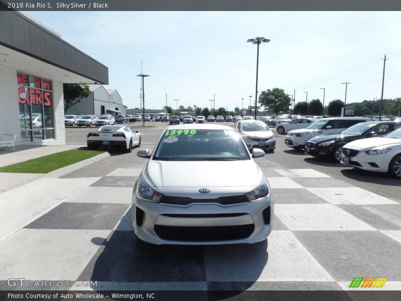 Silky Silver / Black 2018 Kia Rio S