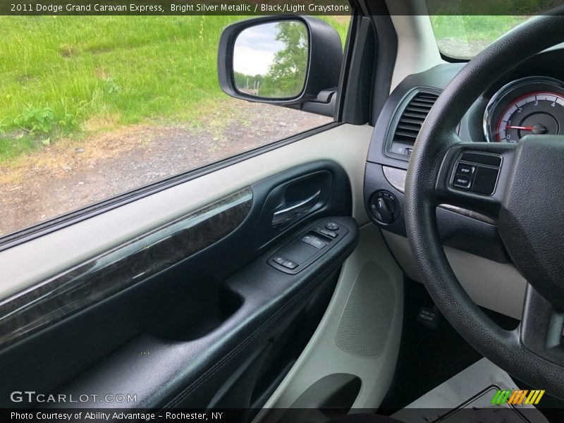 Bright Silver Metallic / Black/Light Graystone 2011 Dodge Grand Caravan Express