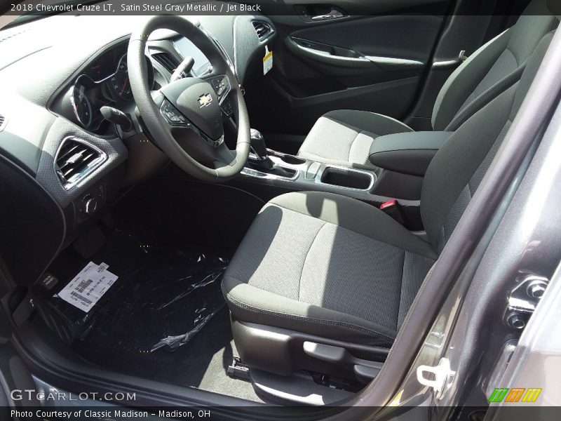 Satin Steel Gray Metallic / Jet Black 2018 Chevrolet Cruze LT
