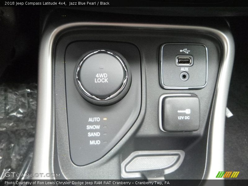 Jazz Blue Pearl / Black 2018 Jeep Compass Latitude 4x4