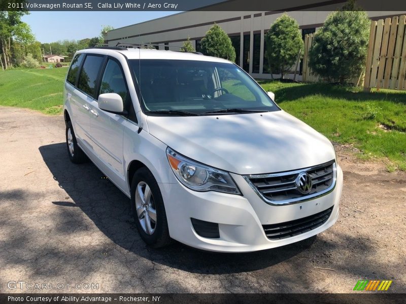 Calla Lily White / Aero Gray 2011 Volkswagen Routan SE