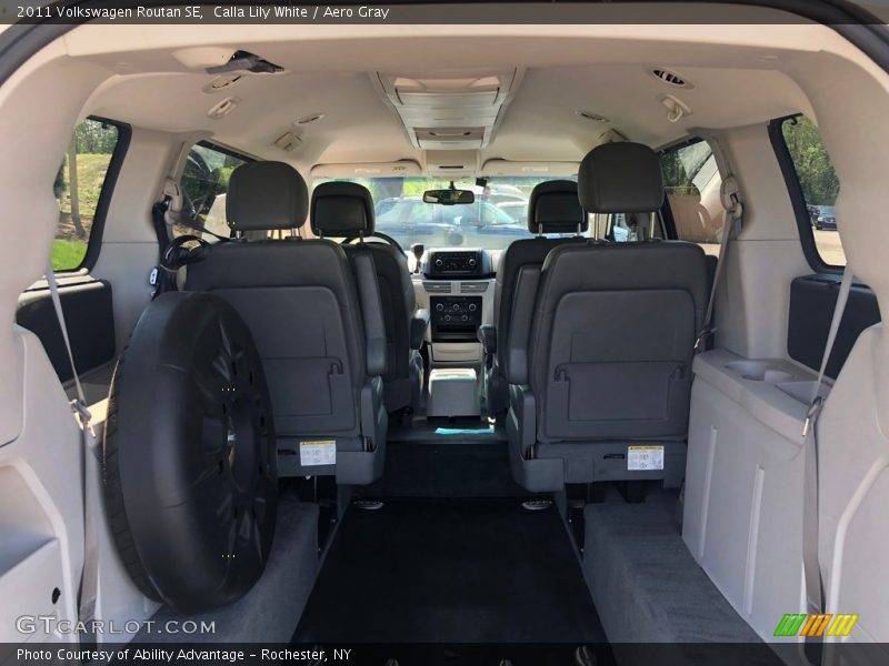 Calla Lily White / Aero Gray 2011 Volkswagen Routan SE