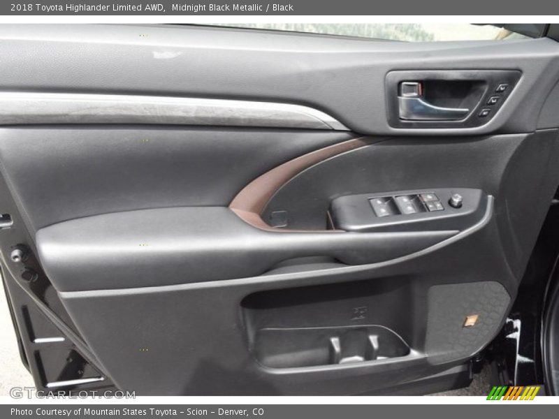 Midnight Black Metallic / Black 2018 Toyota Highlander Limited AWD