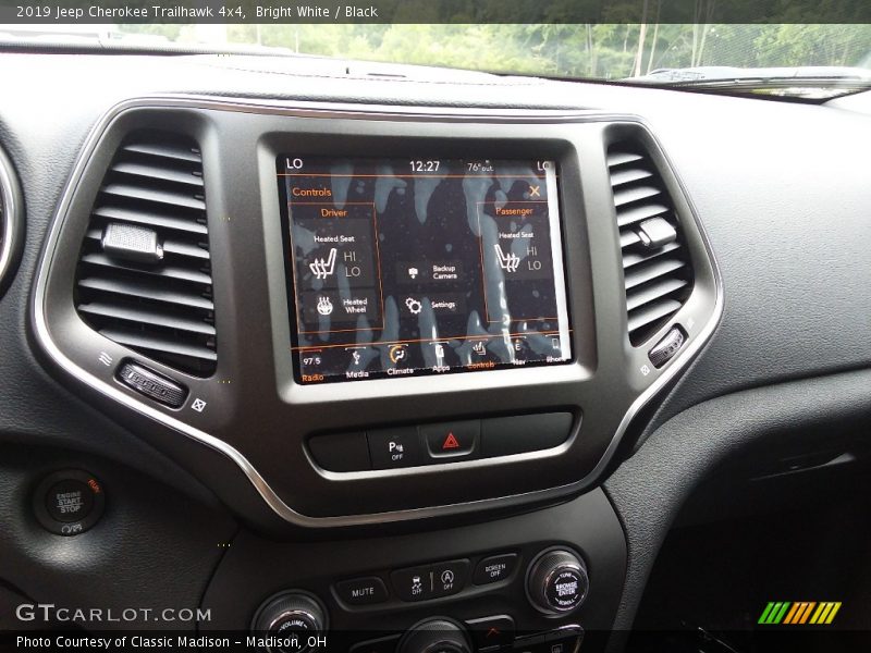 Bright White / Black 2019 Jeep Cherokee Trailhawk 4x4