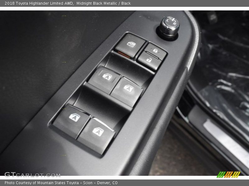 Midnight Black Metallic / Black 2018 Toyota Highlander Limited AWD