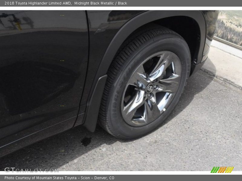 Midnight Black Metallic / Black 2018 Toyota Highlander Limited AWD