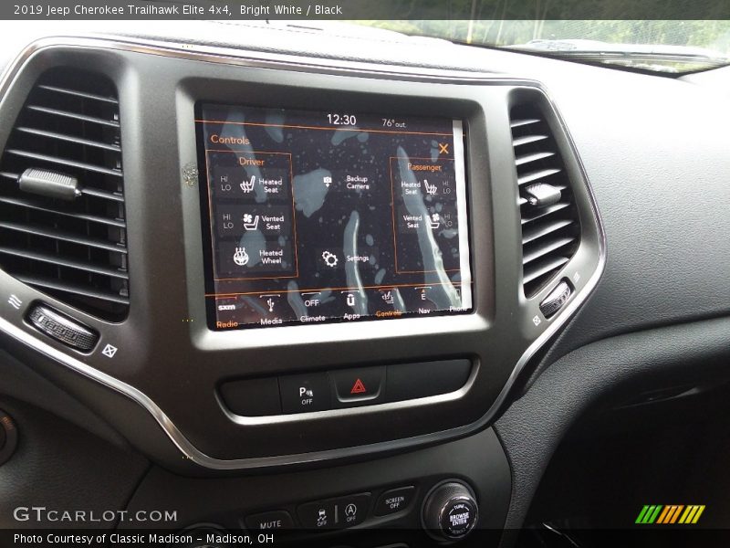 Bright White / Black 2019 Jeep Cherokee Trailhawk Elite 4x4