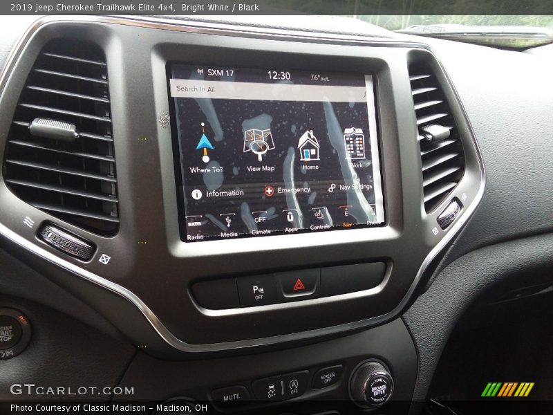 Bright White / Black 2019 Jeep Cherokee Trailhawk Elite 4x4