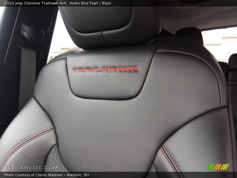 Hydro Blue Pearl / Black 2019 Jeep Cherokee Trailhawk 4x4