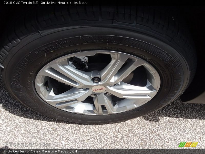 Quicksilver Metallic / ­Jet Black 2018 GMC Terrain SLE