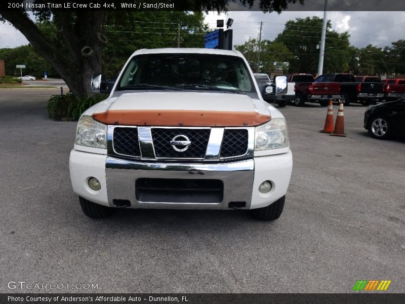 White / Sand/Steel 2004 Nissan Titan LE Crew Cab 4x4