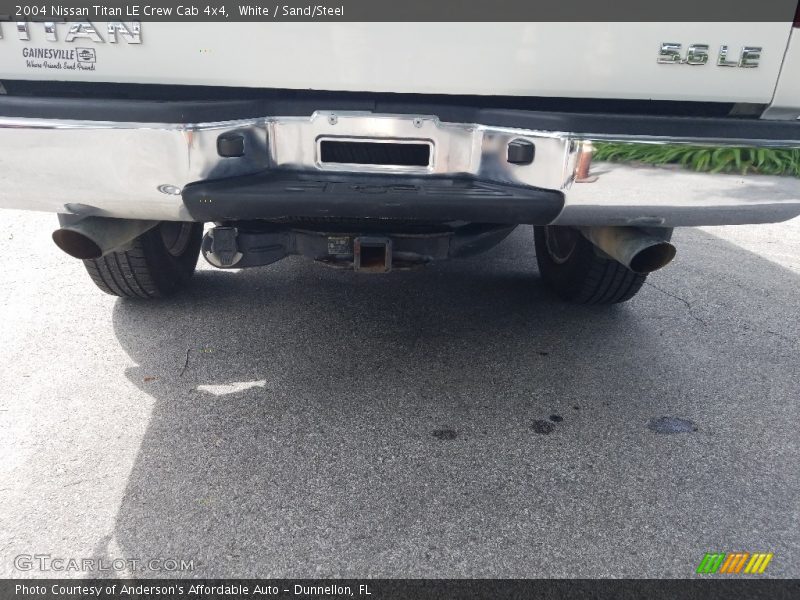White / Sand/Steel 2004 Nissan Titan LE Crew Cab 4x4