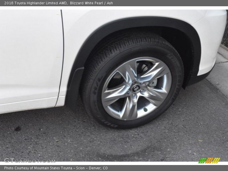 Blizzard White Pearl / Ash 2018 Toyota Highlander Limited AWD
