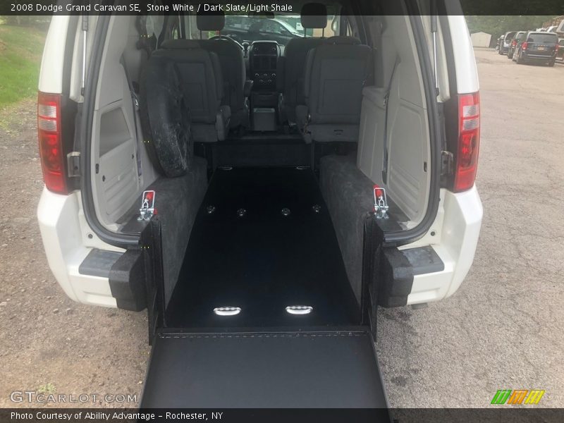 Stone White / Dark Slate/Light Shale 2008 Dodge Grand Caravan SE