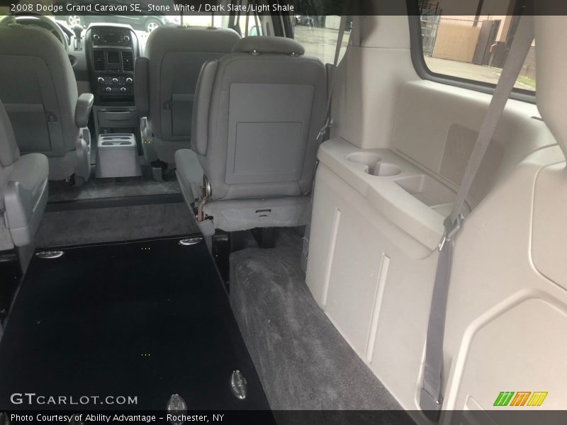 Stone White / Dark Slate/Light Shale 2008 Dodge Grand Caravan SE