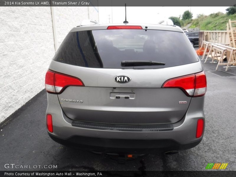 Titanium Silver / Gray 2014 Kia Sorento LX AWD