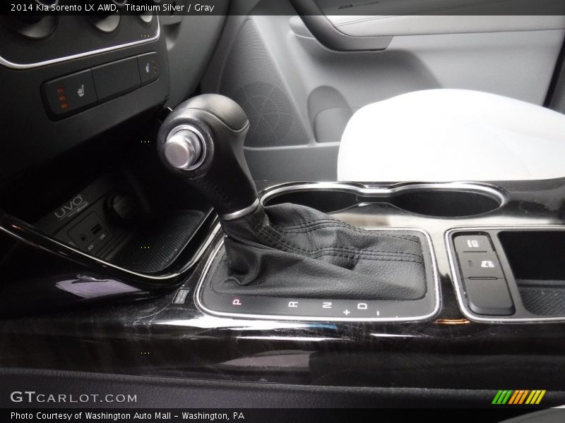 Titanium Silver / Gray 2014 Kia Sorento LX AWD