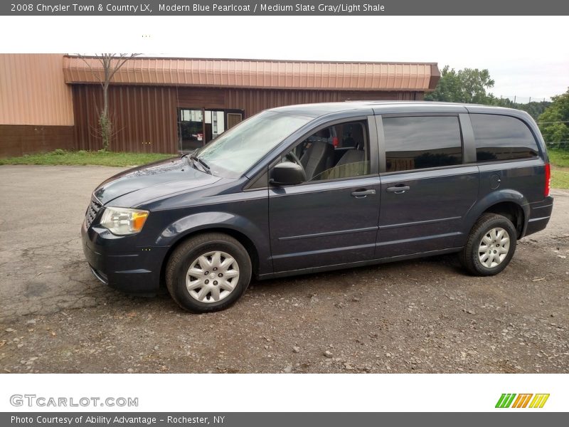 Modern Blue Pearlcoat / Medium Slate Gray/Light Shale 2008 Chrysler Town & Country LX