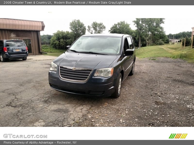 Modern Blue Pearlcoat / Medium Slate Gray/Light Shale 2008 Chrysler Town & Country LX