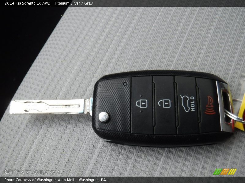 Titanium Silver / Gray 2014 Kia Sorento LX AWD
